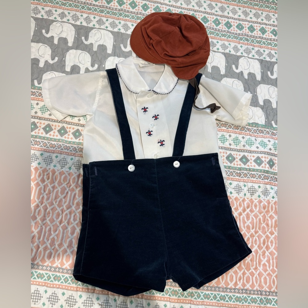 Vintage 1950s embroidered Shirt / Velvet suspender shorts / hat Peggy Ware